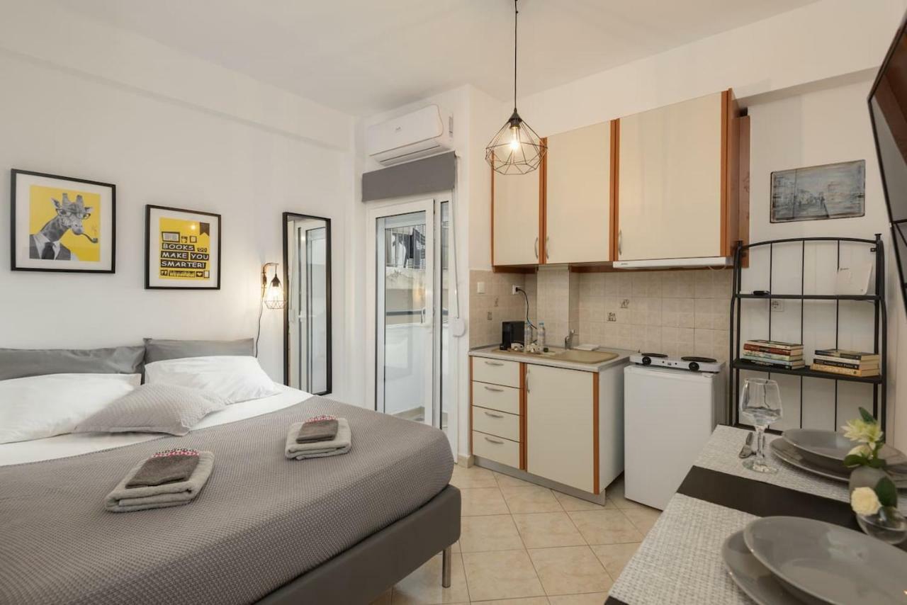 Central Studio! Fiber Wifi, Ac, Private, Self Check-In! Thessaloníki Eksteriør bilde