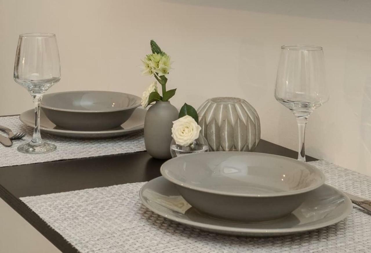 Central Studio! Fiber Wifi, Ac, Private, Self Check-In! Thessaloníki Eksteriør bilde