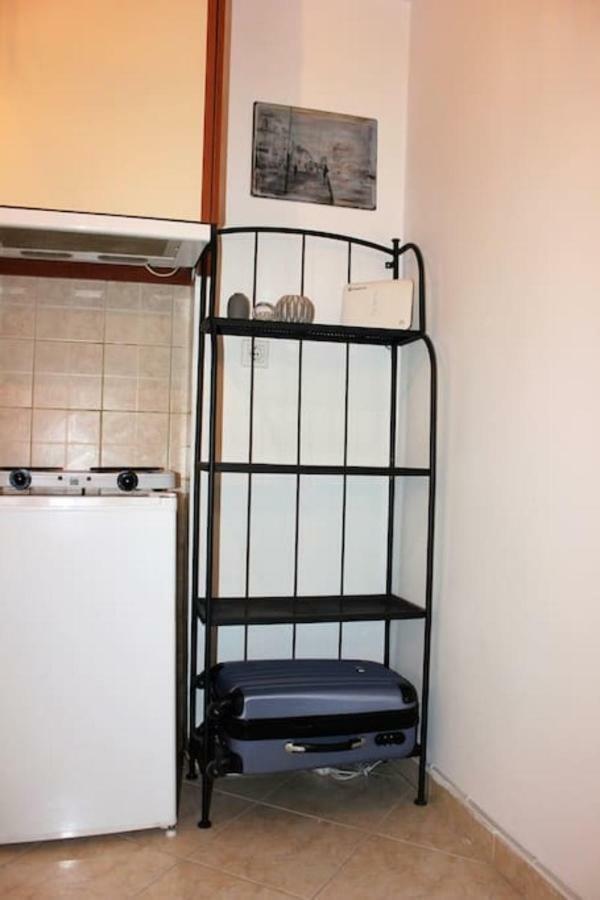 Central Studio! Fiber Wifi, Ac, Private, Self Check-In! Thessaloníki Eksteriør bilde