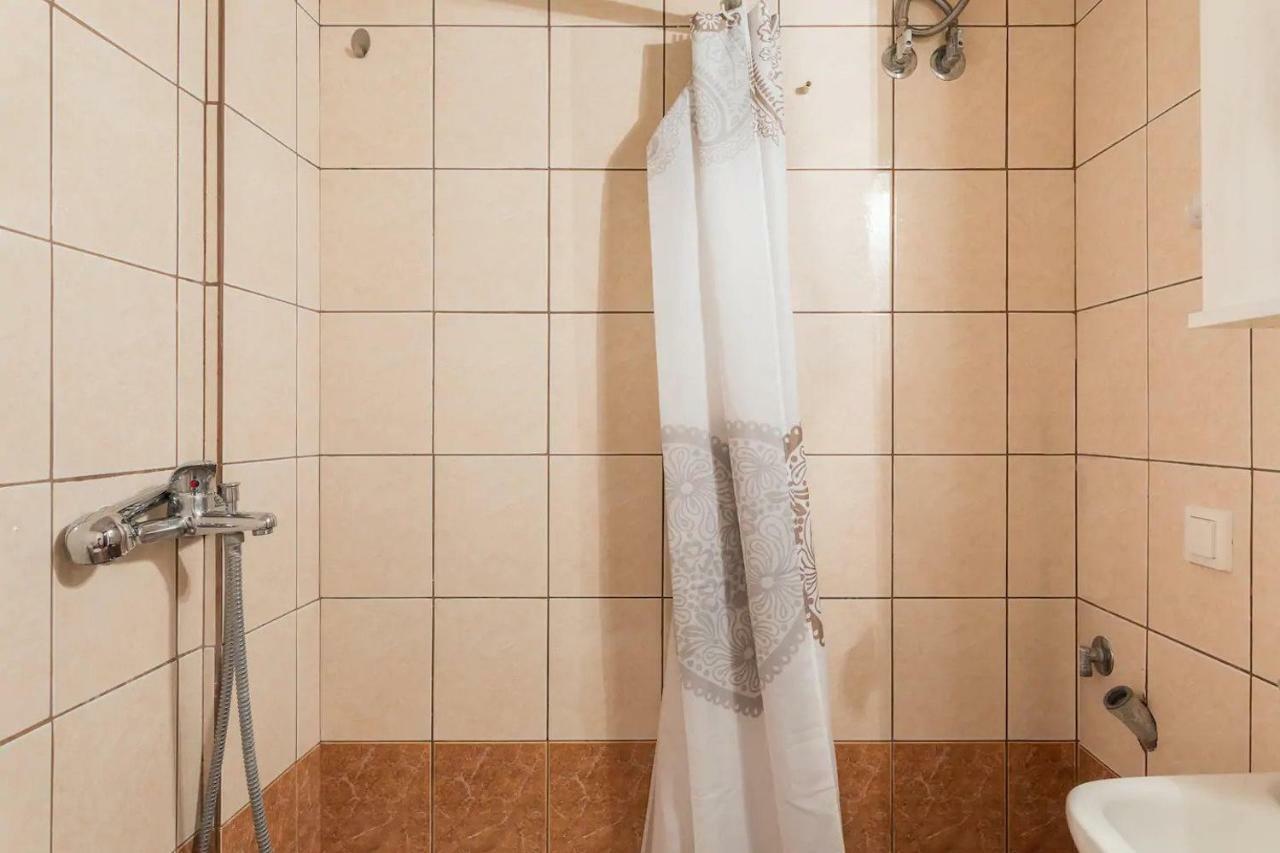 Central Studio! Fiber Wifi, Ac, Private, Self Check-In! Thessaloníki Eksteriør bilde